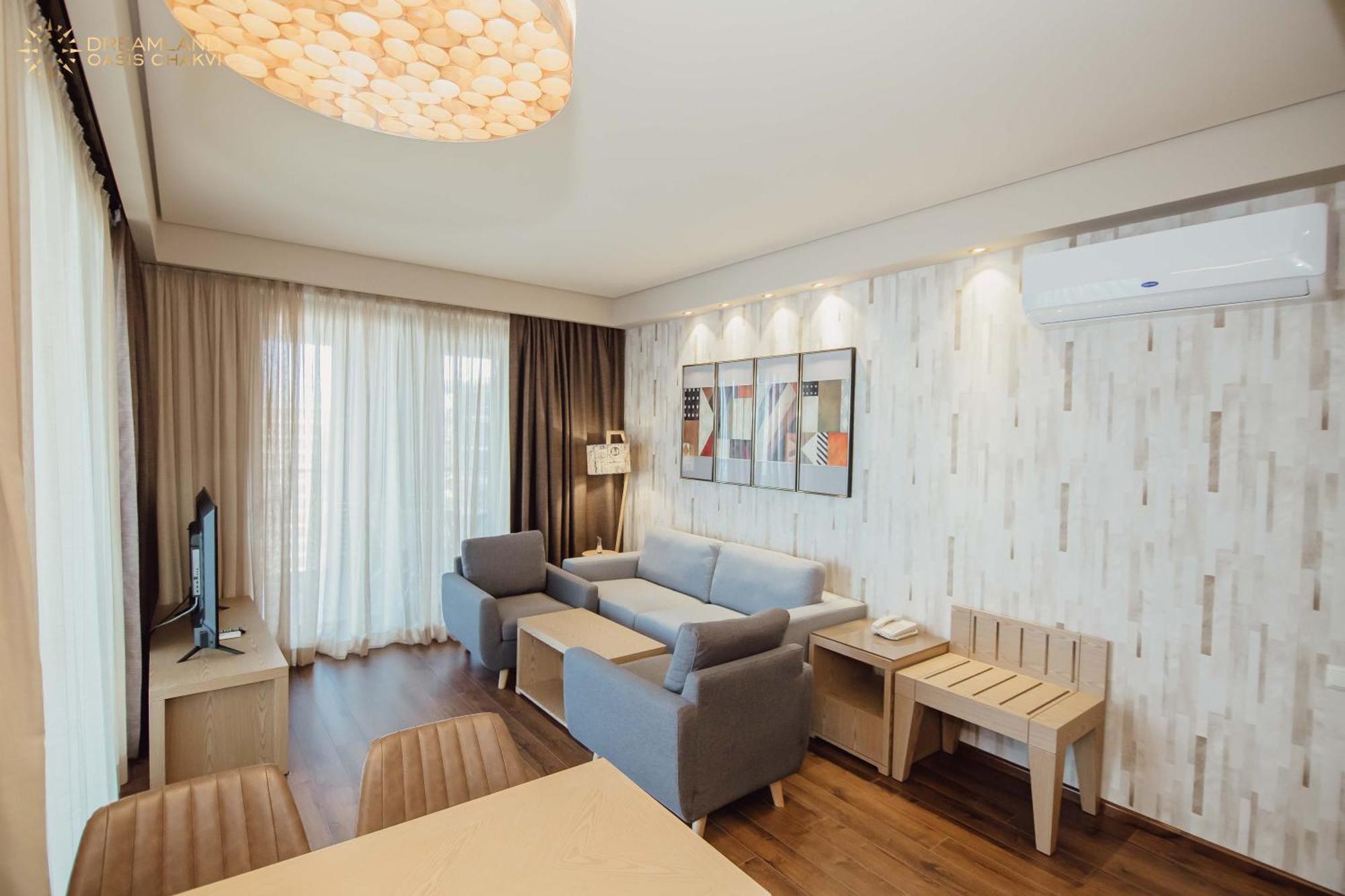 Dreamland Oasis Aparthotel Kobuleti Exterior foto