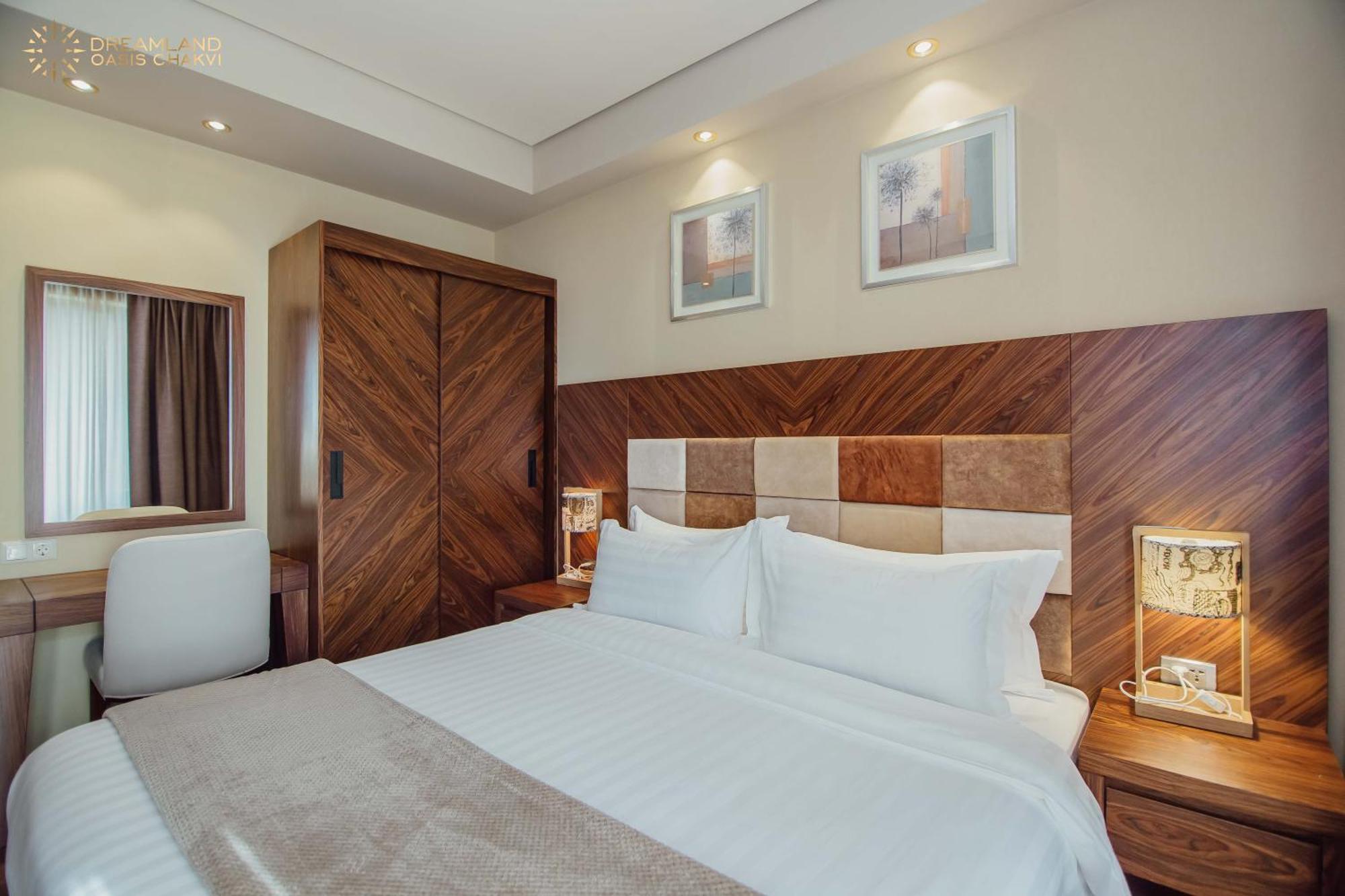 Dreamland Oasis Aparthotel Kobuleti Exterior foto